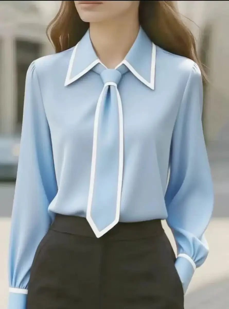 Blusa moderna con manga larga