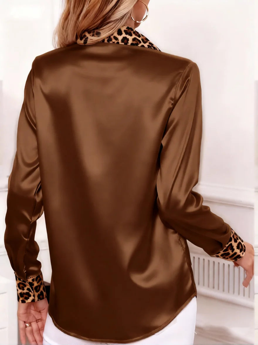 Blusa de satén «Savanna»