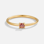 Anillos de oro con piedra de nacimiento