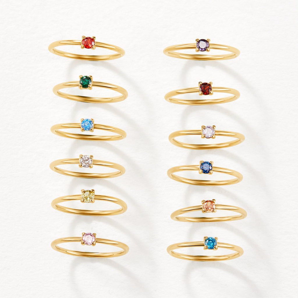 Anillos de oro con piedra de nacimiento