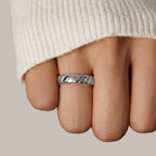 Anillo de Plata Calira Torcido Infinito