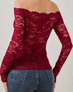 Blusa transparente con hombros al aire de Chateau