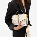 Bolso con cinturón