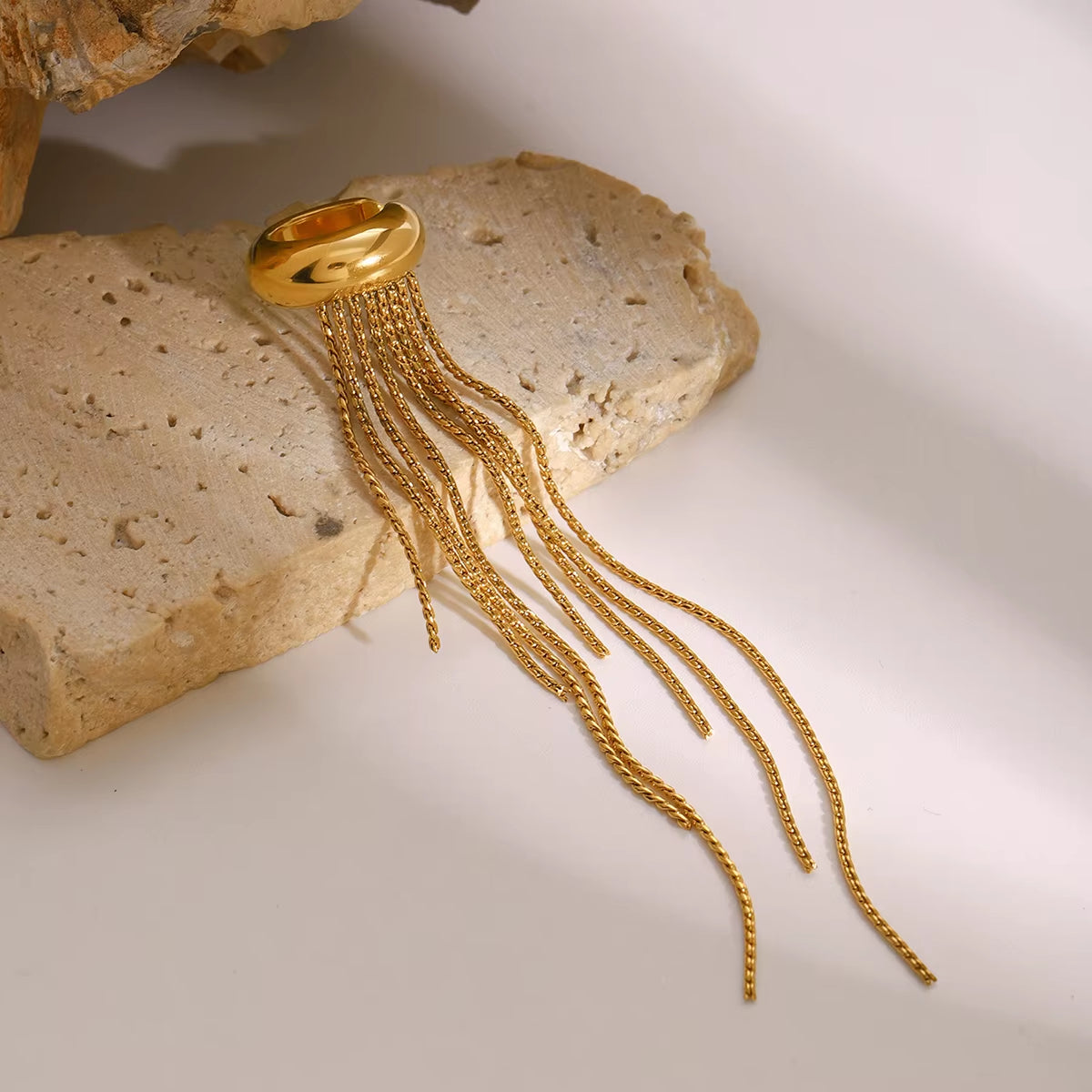 Pendiente de oreja Chain Fall