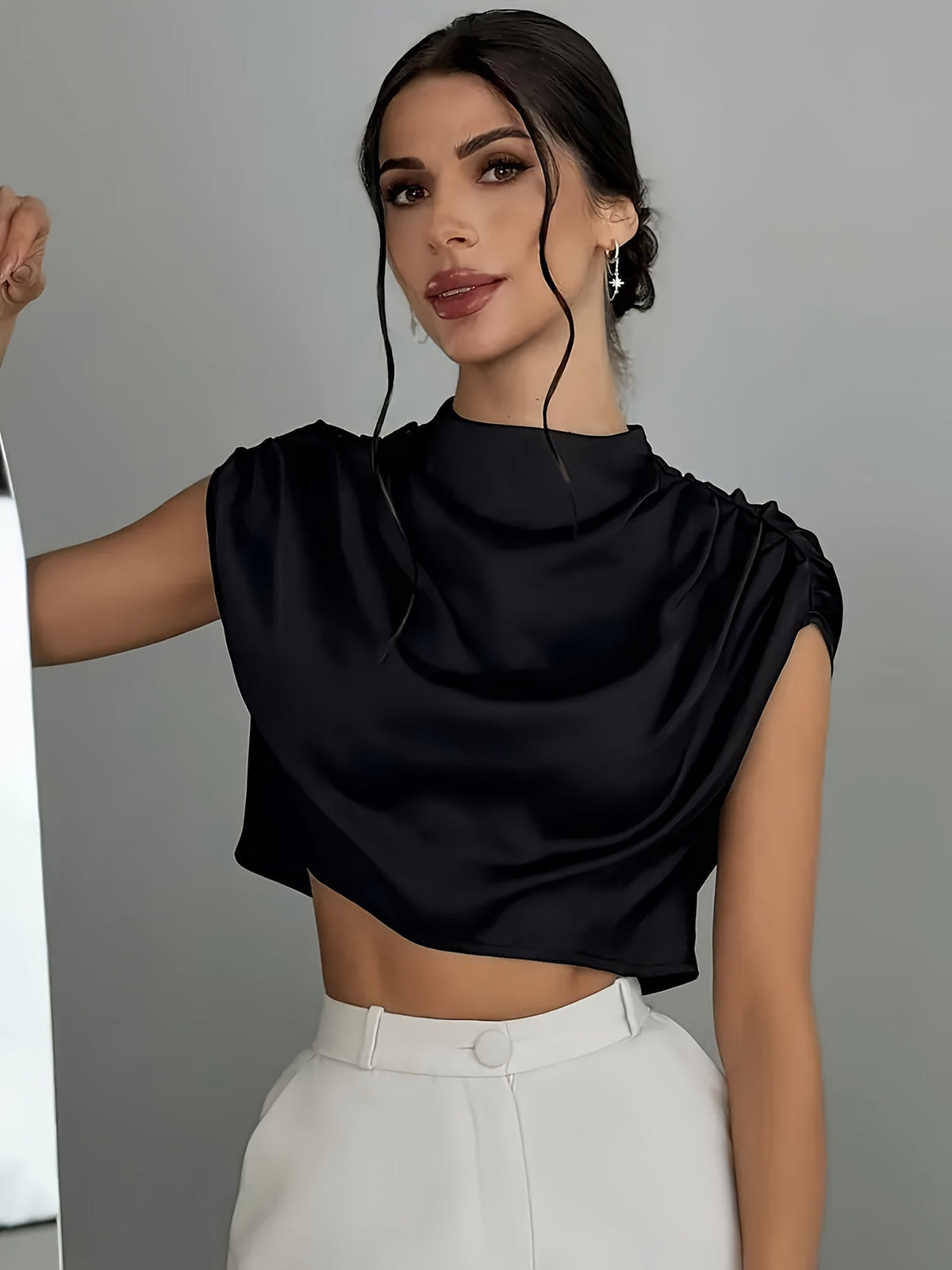 Blusa drapeada de satén Silque