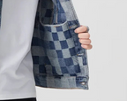 Chaqueta vaquera con mosaicos