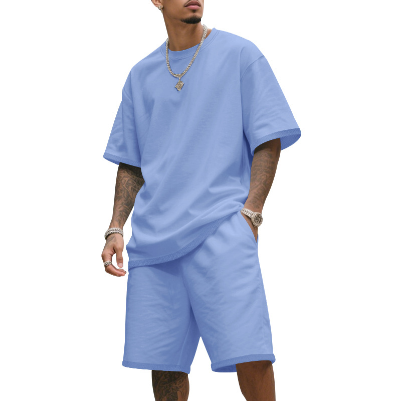 Conjunto informal para hombre de camiseta y short
